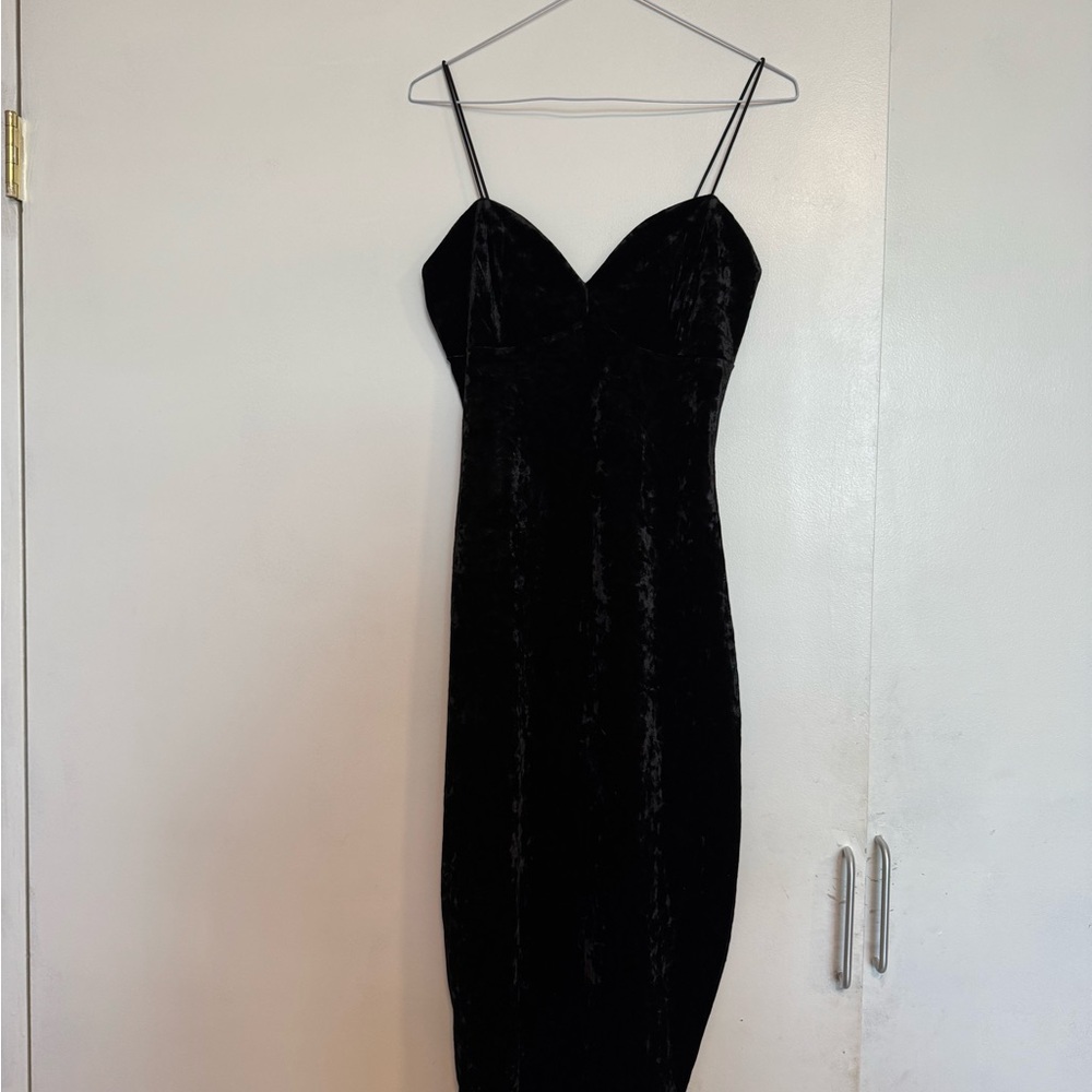 Urban Planet Black Ruched Sheath Midi Dress